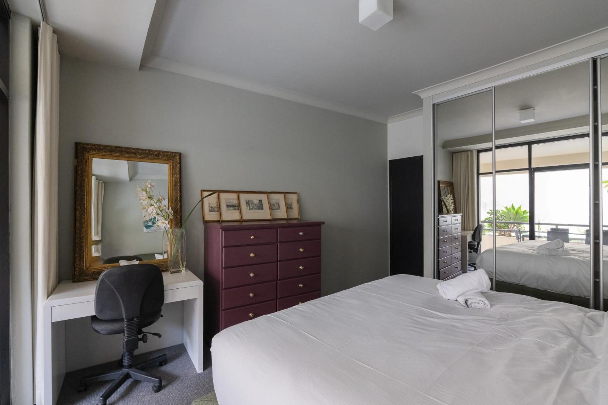 Stunning 1bed Surry Hills Balcony W Parking